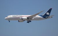 N966AM @ LAX - Aeromexico