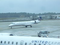 N16999 @ IAH - ERJ145LR - by Christian Maurer