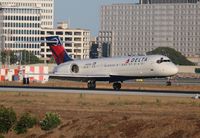 N989DN @ LAX - Delta - by Florida Metal