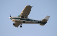 N2925Y @ LAL - Cessna 182E - by Florida Metal