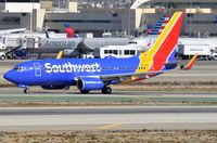 N907WN @ KLAX - Arrival of Southwest B737 - by FerryPNL