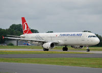 TC-JSB @ EDDV - Turkish Airlaine go to the 27R - by JJ_EDDV