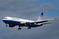 N670UA @ LSZH - United  Airlines Boeing 767-322(ER) airplane landing at Zurich International Airport. - by miro susta