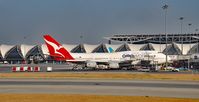 VH-OJU @ BKK - Qantas Airlines Boeing 747-438 Airplane, Bangkok - by miro susta