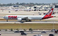 PT-MUJ @ MIA - TAM 777-300 - by Florida Metal