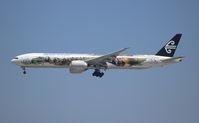 ZK-OKP @ LAX - Air New Zealand Hobbit - by Florida Metal