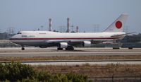 20-1101 @ LAX - Japan Self Defense Force One