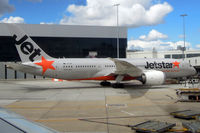 VH-VKI @ YMML - At Tullamarine - by Micha Lueck