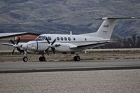 84-0487 @ KBOI - Taxiing on Foxtrot. - by Gerald Howard