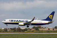 EI-FID @ LMML - B737-800 EI-FID Ryanair - by Raymond Zammit