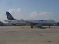 N412UA @ IAH - United A320-232 - by Christian Maurer