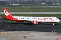 OE-LCE @ EDDL - Dusseldorf - by Jeroen Stroes