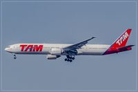 PT-MUJ @ EDDF - Boeing 777-32W - by Jerzy Maciaszek