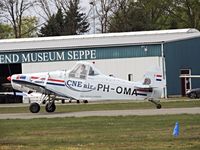 PH-OMA @ EHSE - back after the drop - by fink123