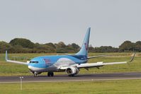 OO-TUV @ LFRB - Boeing 737-86J, Reverse thrust and flaps extended landing rwy 25L, Brest-Bretagne Airport (LFRB-BES) - by Yves-Q