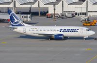 YR-BGE @ EDDM - Classic B733 operated by Tarom - by FerryPNL