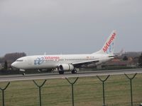 EC-ISN @ EBBR - air europa in old colours slowing down on the runway - by fink123