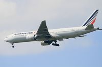 F-GSPT @ LFPG - Boeing 777-228 (ER), On final rwy 27R, Paris-Roissy Charles De Gaulle airport (LFPG-CDG) - by Yves-Q