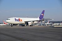 N726FD @ KBOI - Taxiing on Delta from the FedEx ramp. - by Gerald Howard