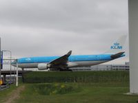 PH-AOF @ EHAM - KLM A330 OVER QUEBEC - by fink123