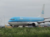PH-BXU @ EHAM - KLM 737 OVER QUEBEC - by fink123