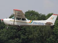 PH-EHV @ EHSE - CESSNA172 - by fink123