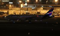 CC-BBE @ MIA - LATAM 787-8 - by Florida Metal