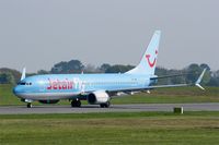 OO-JAD @ LFRB - Boeing 737-8K5, Taxiing to holding point rwy 07R, Brest-Bretagne airport (LFRB-BES) - by Yves-Q