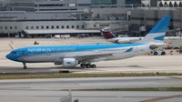 LV-FNJ @ MIA - Aerolineas Argentinas