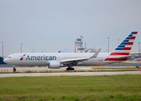 N387AM @ KDFW - At DFW. - by paulp
