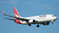 VH-VYD @ YMML - QANTAS Boeing 737 VH-VYD YMML 20170616 - by red750