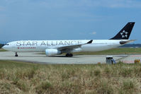 C-GHLM @ LSGG - Taxiing - by micka2b