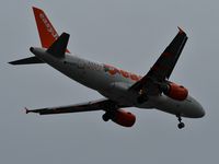 G-EZEZ @ LFBD - EasyJet (Love Napoli Livery) U21371 from Geneva (GVA) landing runway 23 - by JC Ravon - FRENCHSKY