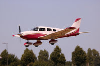 F-HADF @ LFOR - Landing - by Romain Roux