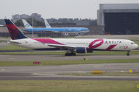 N845MH @ EHAM - Schiphol - by Roberto Cassar