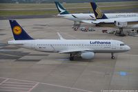 D-AIUR @ EDDL - Airbus A320-214(W) - LH DLH Lufthansa - 6985 - D-AIUR - 20.09.2016 - DUS - by Ralf Winter