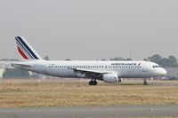 F-HBNE @ LFBD - Airbus A320-214, Taxiing to boarding gate, Bordeaux Mérignac airport (LFBD-BOD) - by Yves-Q