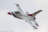 92-3898 @ KOSH - United States Air Force Demo Team Thunderbirds F-16 92-3898 - by Dariusz Jezewski www.FotoDj.com