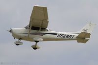 N5288T @ KOSH - Cessna 172S Skyhawk  C/N 172S9222, N5288T - by Dariusz Jezewski www.FotoDj.com