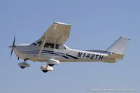 N142TH @ KOSH - Cessna 172N Skyhawk  C/N 17272047, N142TH - by Dariusz Jezewski www.FotoDj.com