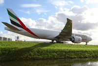 A6-EFO @ EHAM - Emirates SkyCargo Boeing 777 - by Andreas Ranner