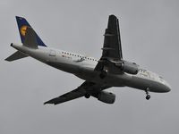 D-AILU @ LFBD - Lufthansa (Lu Sticker) LH1084 landing runway 23 from Frankfurt (FRA) - by JC Ravon - FRENCHSKY