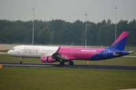 HA-LXU @ EHEH - BRAND NEW WIZZAIR A321 at eindhoven - by fink123