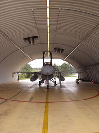 15136 @ LPMR - Inside the Q.R.A. hangar. - by Nuno Filipe Lé Freitas