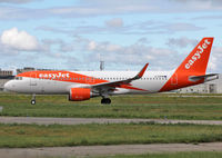 G-EZPW @ LFBO - Taxiing holding point rwy 32L for departure... - by Shunn311