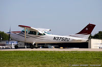 N3752U @ KOSH - Cessna 182G Skylane  C/N 18255152, N3752U - by Dariusz Jezewski www.FotoDj.com