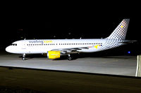 EC-LLM @ LOWG - Vueling Airbus A320-200 @GRZ - by Stefan Mager
