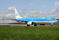 PH-BXU @ EHAM - KLM Boeing 737 - by Andreas Ranner
