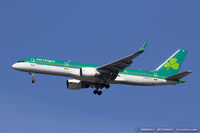 EI-LBS @ KJFK - Boeing 757-2Q8  - Aer Lingus  C/N 27623 , EI-LBS - by Dariusz Jezewski www.FotoDj.com