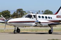 N200WM @ KRHV - Locally-based 1972 Cessna 421B taxing back to its hangar at Reid Hillview Airport, San Jose, CA. - by Chris Leipelt